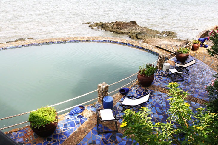 Phát sốt với 3 hồ bơi tràn bờ siêu đẹp, siêu sang chảnh ở Việt Nam