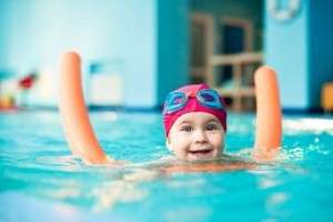 4 hướng dẫn quan trọng khi dạy kỹ năng bơi cho trẻ